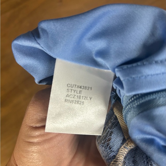 Tadashi Shoji Periwinkle Blue Lace Maxi Gown Fit & Flare Size 10 Wedding Formal - Picture 7 of 12